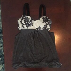 lululemon athletica tank top with built in bra